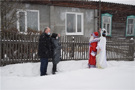 Ветеранов Великой Отечественной войны поздравили с наступающим Новым годом