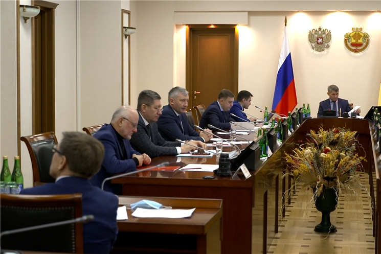 Поддержку бизнеса в Республике обсудили сегодня на заседании корсовета по защите прав предпринимателей. 