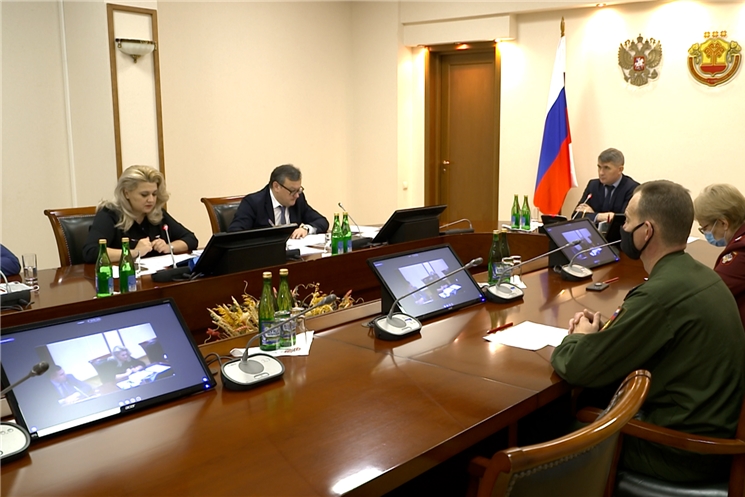 О ситуации в республике и мерах предотвращения распространения вируса говорили на заседании оперштаба.