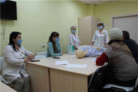 В Республиканском клиническом онкологическом диспансере состоялась Школа стомированных пациентов