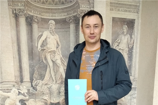 Сегодня в отделе ЗАГС администрации Чебоксарского района поздравляли новоиспеченных многодетных отцов