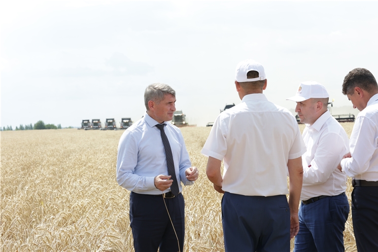 Аграриям Чувашии будет дополнительно выделено 250 миллионов рублей на технику