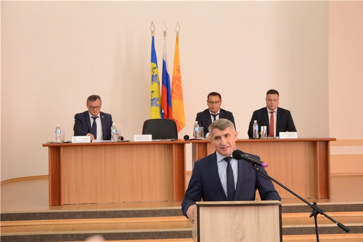 Глава Чувашии Олег Николаев встретился с избранным сити-менеджером г. Новочебоксарска 