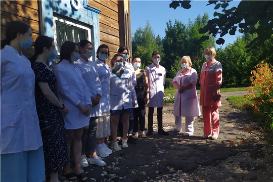 На базе Яльчикской ЦРБ проходят практику студенты-целевики