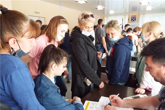 С начала года в службу занятости населения республики за услугой содействия в поиске подходящей работы обратилось более 30 тыс. граждан