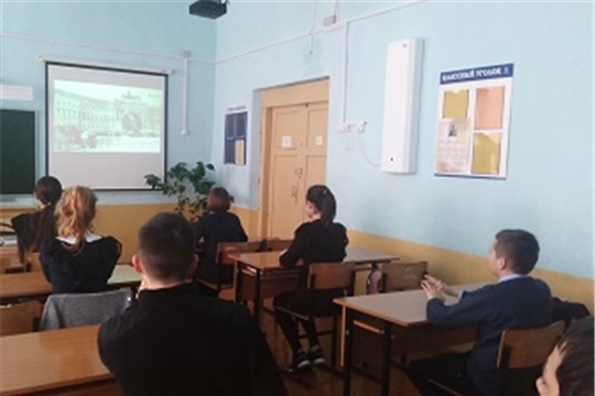 КЛАССНЫЙ ЧАС О БЛОКАДЕ ЛЕНИНГРАДА
