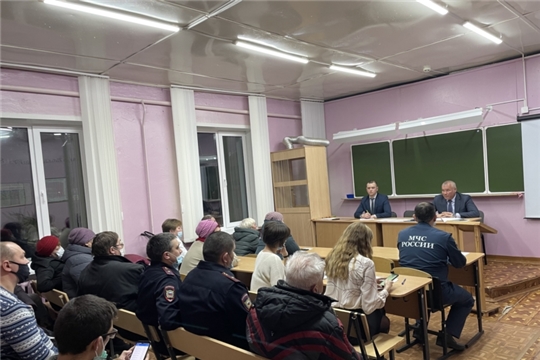 В Лапсарском сельском поселении состоялось отчетное собрание по итогам работы поселения за 2020 год и освещение задач на 2021 год.