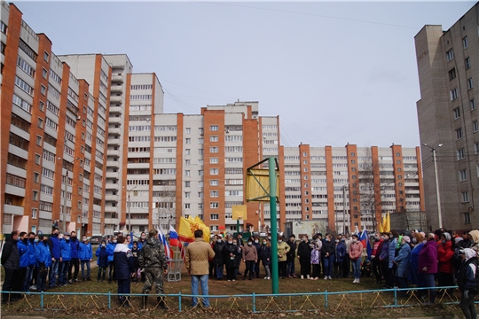 В Ленинском районе Чебоксар участниками Всероссийского субботника стали около трех тысяч человек