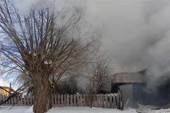 За минувшие сутки в республике огнеборцы ликвидировали 8 пожаров