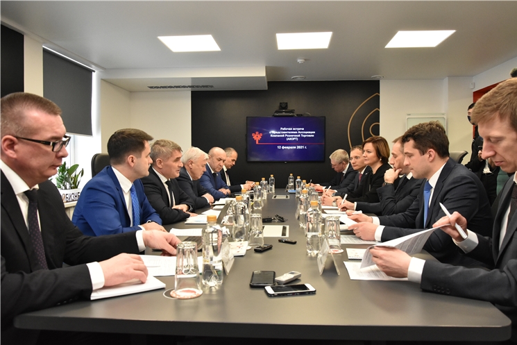 Встреча Олега Николаева с председателем Президиума Ассоциации Компаний Розничной Торговли Сергеем Беляковым