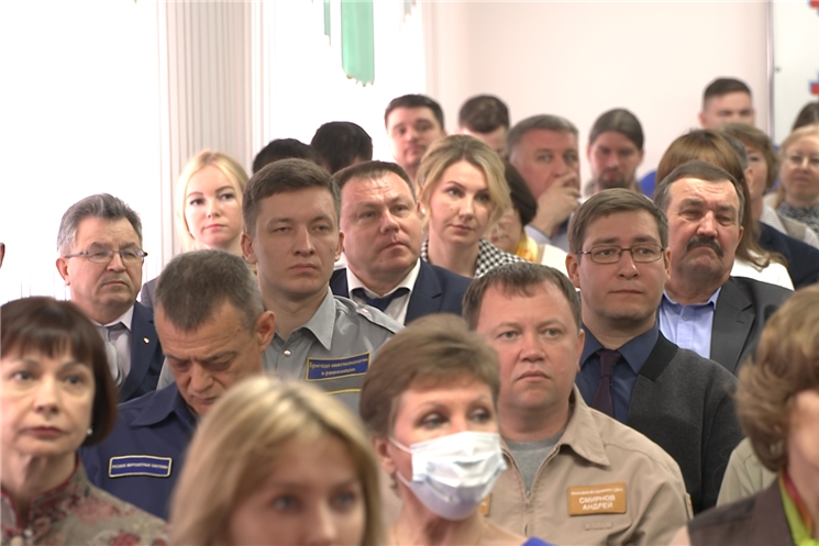 Сотрудники службы скорой помощи  сегодня отмечают  свой  профессиональный праздник