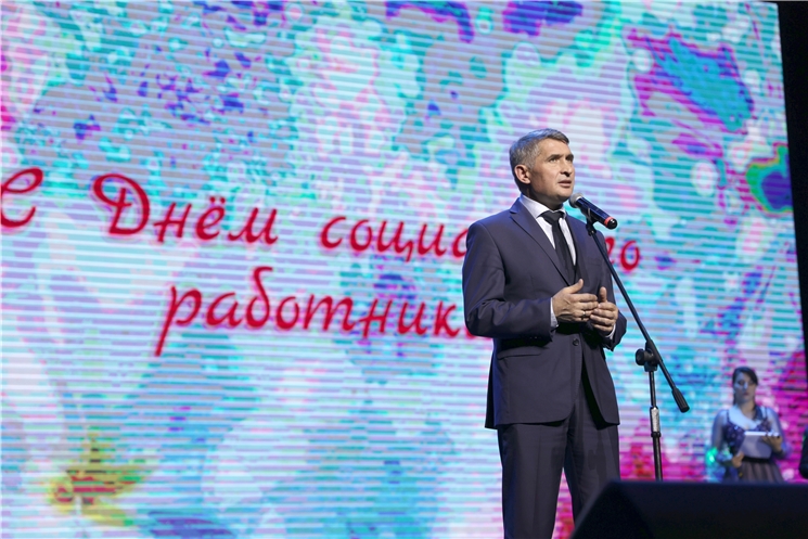 Олег Николаев: «Государство должно идти с формами поддержки к человеку»