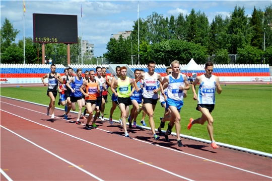 Евгений Дмитриев – серебряный призер Чемпионата Приволжского федерального округа в беге на 1500 метров