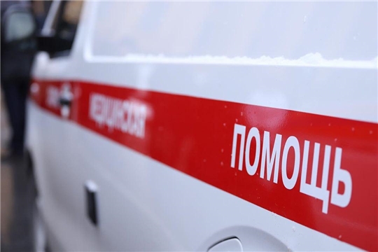 Около 106 тысяч обращений поступило в службу 103 за три зимних месяца