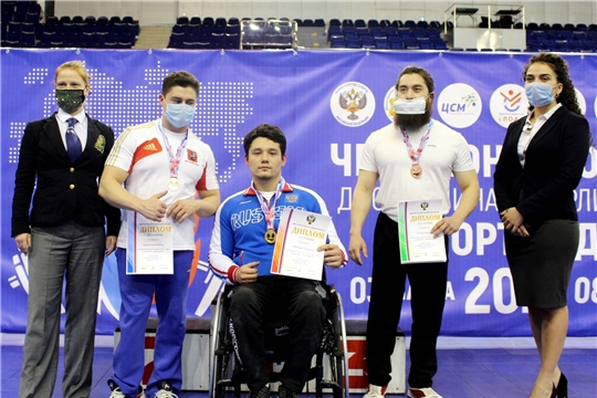 Дмитрий Степанов выиграл чемпионат России по пауэрлифтингу среди спортсменов с ПОДА