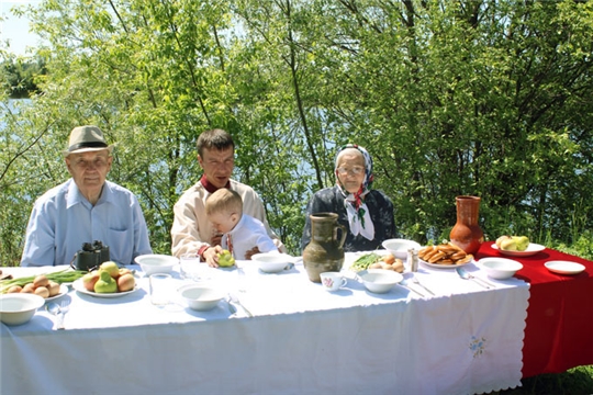 В Ядринском районе прошли съемки художественного ролика «Сурский хлеб», посвященного труженикам оборонительных рубежей