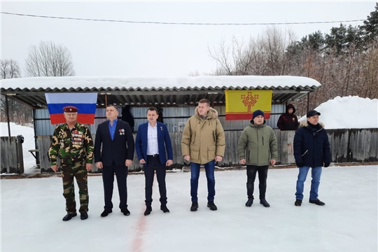 В районе проходит хоккейный турнир памяти Анатолия Чернова