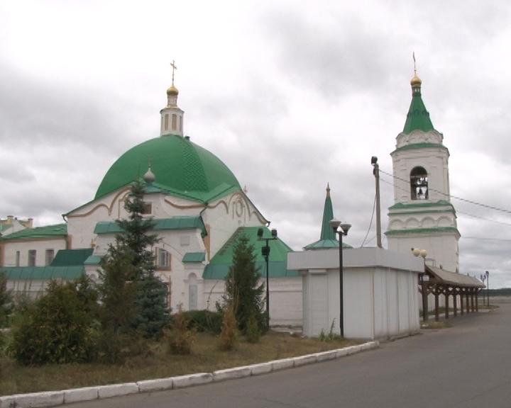 «Велел в Чебоксарех устроити манастырь Живоначальные Троицы…»
