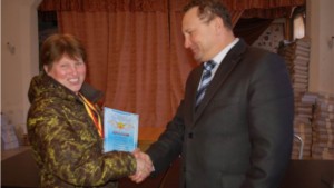  Медаль - за победу в конкурсе трактористов  