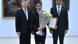 Вадим Ефимов: " Учреждения нашей отрасли сумели найти и освоить новые формы культурно-досуговой деятельности для удовлетворения растущих культурных потребностей населения"