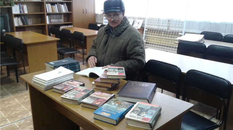 В МБУК «Централизованная библиотечная система» Шемуршинского района организована книжная выставка «Герои России»