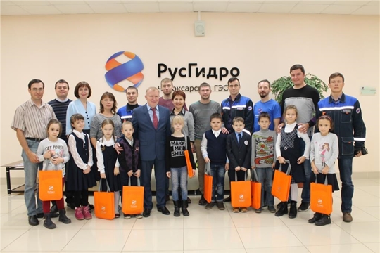 Праздник для первоклассников открыл Марафон энергосбережения #ВместеЯрче в Новочебоксарске