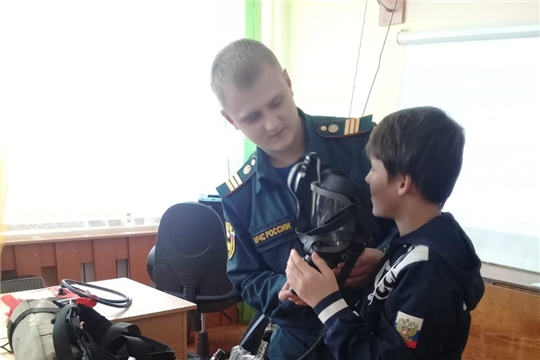 Огнеборцы Алатыря рассказали детям о правилах пожарной безопасности