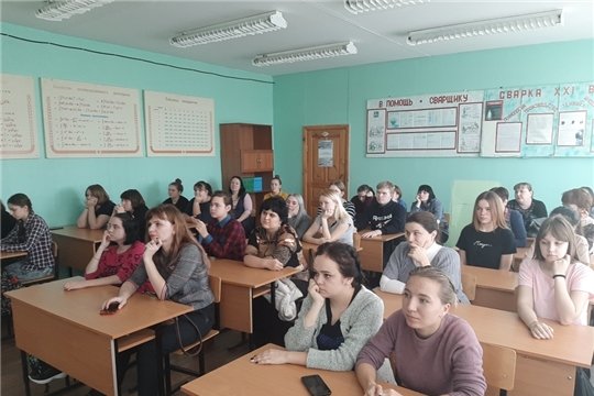 Со студентами Алатырского технологического колледжа побеседовали руководители ведущих предприятий республики