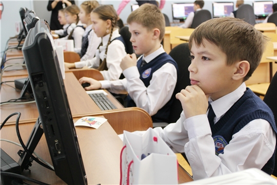 Нацпроект «Образование»: в Чебоксарах состоялось торжественное открытие Дня школьного программирования 