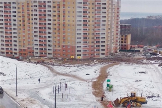  Перед ледяным дождем на дорогах и тротуарах г.Чебоксары распределено 430 тонн противогололедных материалов