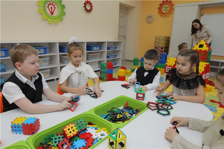 Глава Чувашии Михаил Игнатьев: «Чем больше детей будет рождаться, тем больше детских садов будем строить»