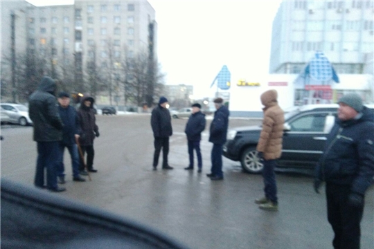 В Калининском районе провели еженедельный обход территории