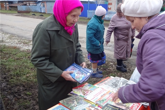 Кашмашская сельская библиотека совместно с автолавкой выехали к жителям выселок Хоракасы