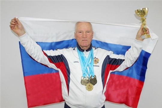 Владимир Шуряков – чемпион мира по гиревому спорту среди ветеранов