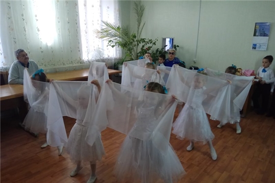 Праздничный концерт в Ядринском КЦСОН