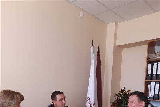 В АУ «МФЦ» Яльчикского района в День правовой помощи детям оказана бесплатная юридическая помощь