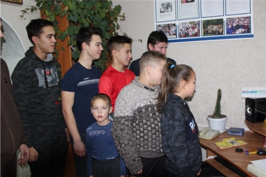 В рамках Всемирного дня борьбы со СПИДом в Избахтинской сельской библиотеке прошла интерактивная площадка «Вместе против СПИДа»