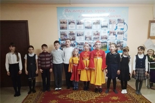 С праздничным концертом в отделении