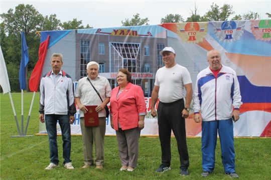 С праздником спорта и здоровья – Днём физкультурника!