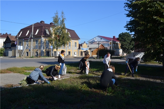 Студенты и преподаватели Алатырского технологического колледжа приняли участие во Всероссийском экологическом субботнике «Зелёная Россия»