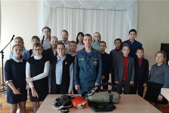 г. Алатырь: школьникам рассказали о правилах пожарной безопасности