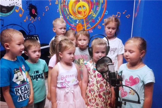 «Мой любимый город»: воспитанники столичного детского сада стали участниками караоке - баттла