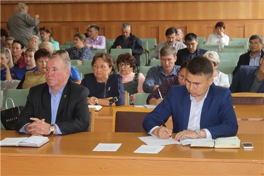 В актовом зале администрации Козловского района была проведена еженедельная планерка