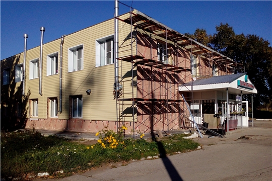 В поликлинике БУ "Козловская ЦРБ им.И.Е.Виноградова" продолжается капитальный ремонт по устройству навесного вентилируемого фасада