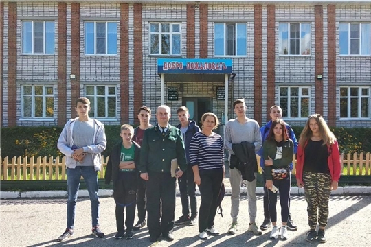 В Мариинско-Посадском лесничестве проведен эколого-просветительский час для студентов