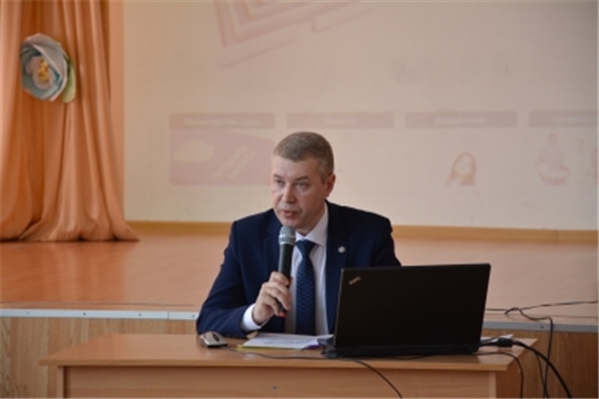 Заместитель министра труда и социальной защиты Чувашской Республики В.М. Ковалев встретился со студентами Чебоксарского филиала РАНХиГС