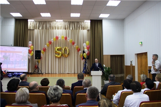 Министр Сергей Димитриев поздравил Кугесьский дом-интернат для престарелых и инвалидов с 50-летним юбилеем