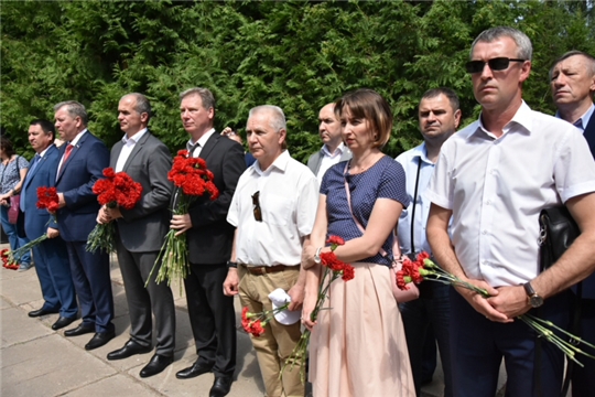 Чувашия присоединилась к Всероссийской военно-патриотической акции «Горсть памяти»