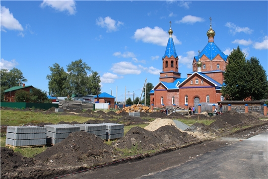 В селе Шемурша благоустраивается общественная территория