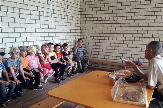 В детском саду «Сказка» прошел познавательный час